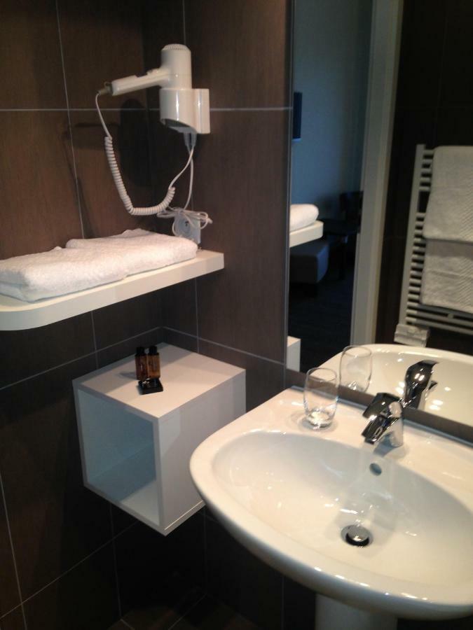 Morhange Hotel - Restaurant La Claire Foret מראה חיצוני תמונה