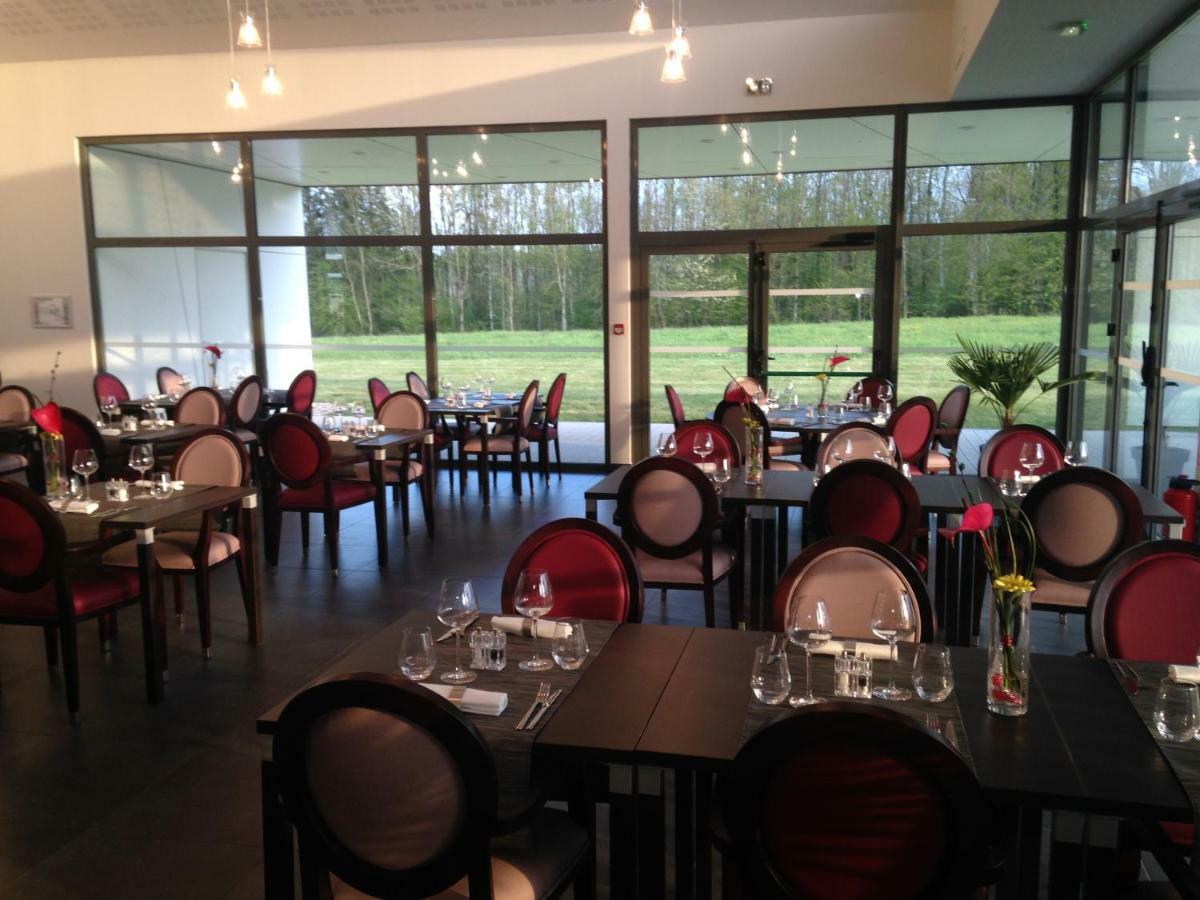 Morhange Hotel - Restaurant La Claire Foret מראה חיצוני תמונה