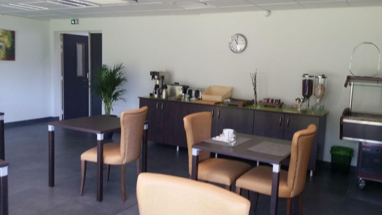 Morhange Hotel - Restaurant La Claire Foret מראה חיצוני תמונה